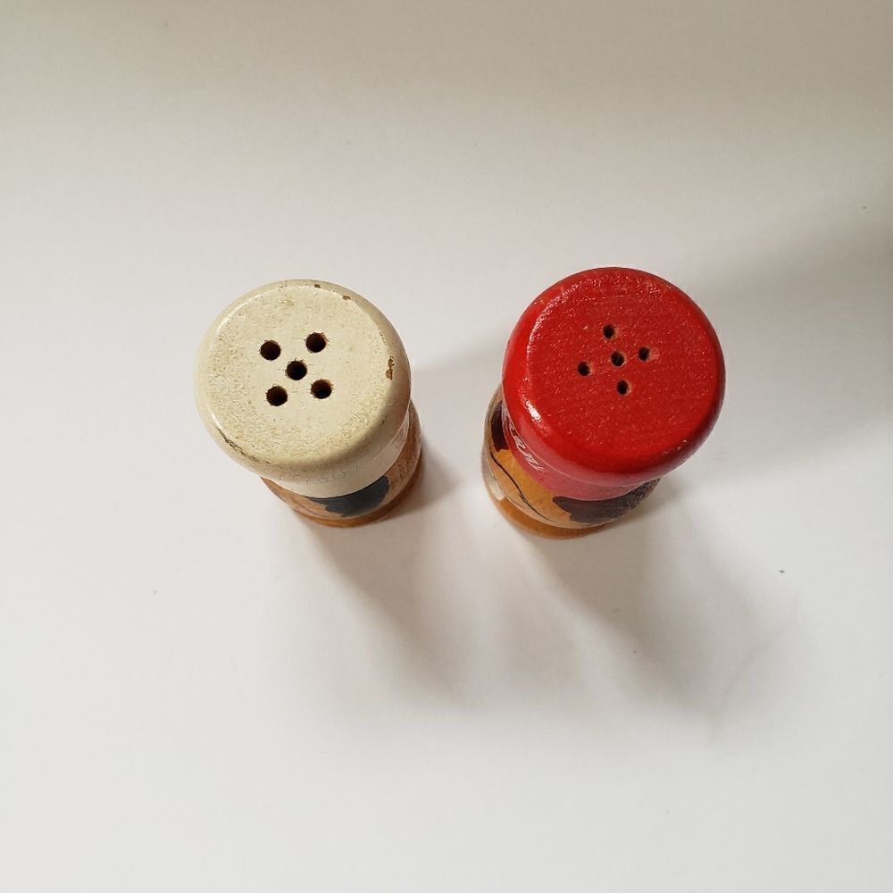 Salt & Pepper Shakers - Picture 6 of 8